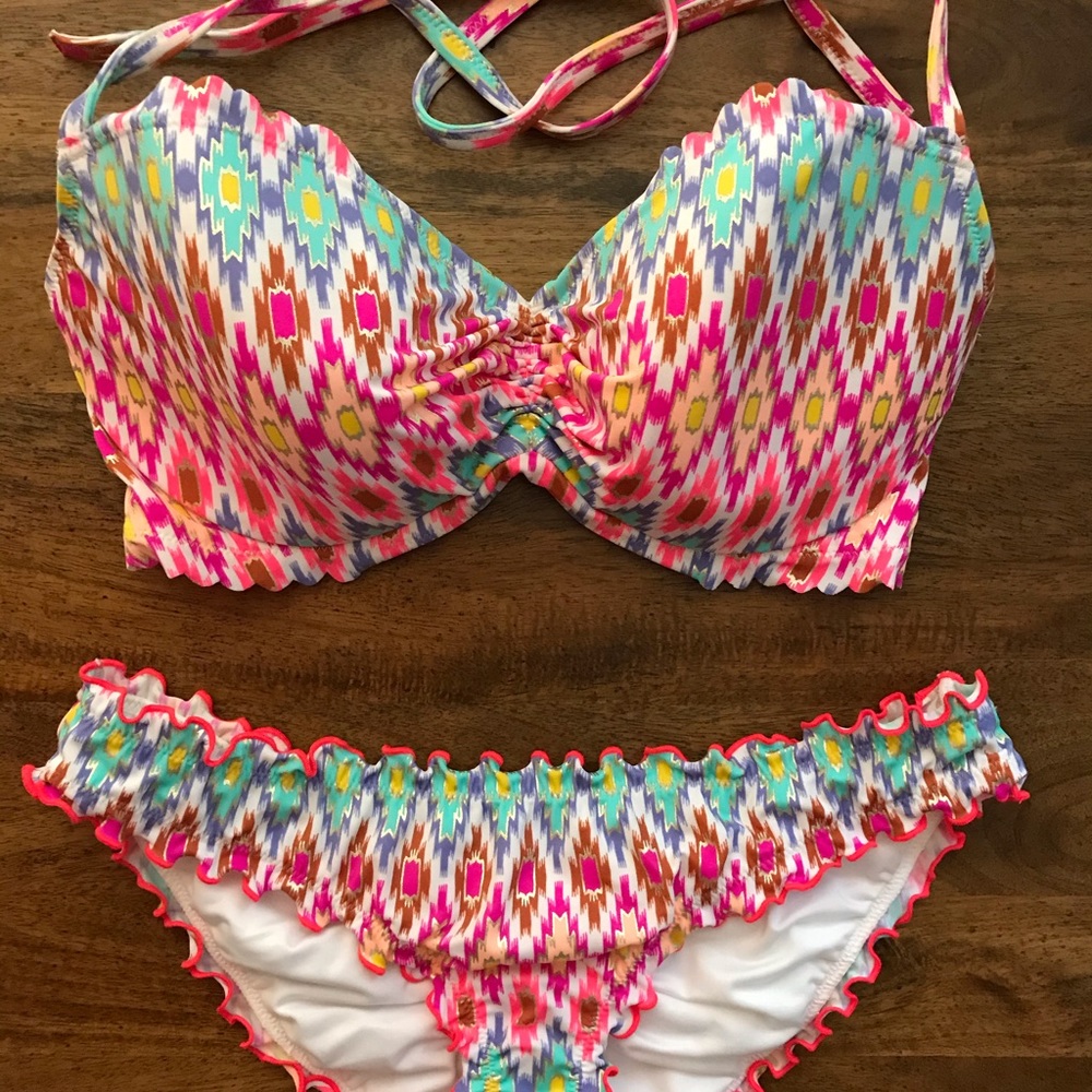 VS Bikini